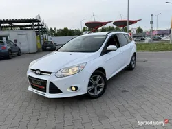 Biały Używany 2014 Ford Focus Kombi | 25 900 zł (Dobra cena)
