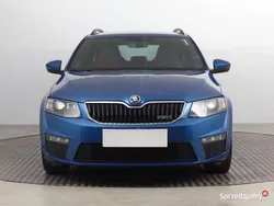 Niebieski Używany 2016 Skoda Octavia RS Kombi | 72 999 zł (Uczciwa cena)
