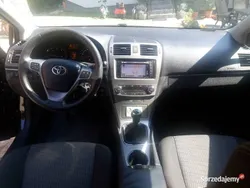 Czarny Używany 2011 Toyota Avensis Kombi | 20 000 zł (Uczciwa cena)