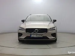 Beżowy Używany 2023 Volvo V60 Plus Kombi | 164 850 zł