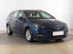 Niebieski Używany 2020 Opel Astra Kombi | 43 999 zł (Dobra cena)
