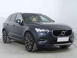Niebieski Używany 2020 Volvo XC60 SUV | 159 999 zł