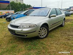 Złoty Używany 2003 Renault Laguna II Hatchback | 7500 zł (Dość drogi)