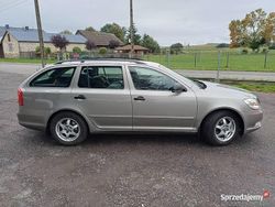 Beżowy Używany 2011 Skoda Octavia Kombi | 17 700 zł (Uczciwa cena)