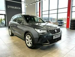 Szary Używany 2022 Seat Arona FR SUV | 72 900 zł (Uczciwa cena)