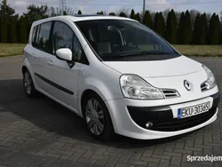 Biały Używany 2009 Renault Modus Minivan | 17 900 zł