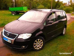 Czarny Używany 2009 VW Touran Minivan | 13 300 zł (Dobra cena)