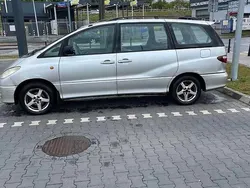 Srebrny Używany 2000 Toyota Previa Minivan | 6500 zł