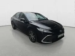 Czarny Używany 2023 Toyota Camry Sedan/Limuzyna | 123 000 zł (Dość drogi)