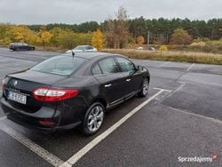 Czarny Używany 2010 Renault Fluence Sedan/Limuzyna | 16 700 zł