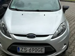 Srebrny Używany 2010 Ford Fiesta Hatchback | 10 500 zł (Dobra cena)