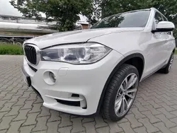 Biały Używany 2016 BMW X5 SUV | 99 900 zł (Dość drogi)