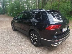 Czarny Używany 2023 VW Tiguan Allspace SUV | 120 000 zł (Dobra cena)