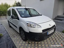 Używany 2012 Peugeot Partner Minivan | 15 900 zł (Dobra cena)