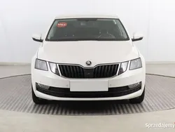 Biały Używany 2019 Skoda Octavia Hatchback | 45 999 zł (Uczciwa cena)