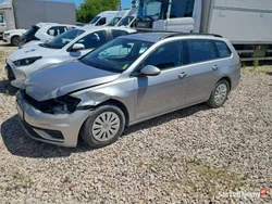 Srebrny Używany 2017 VW Golf VII Kombi | 16 974 zł (Super Cena)