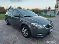 Używany 2011 Kia Ceed 2 Kombi | 15 800 zł (Uczciwa cena)