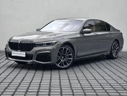 Bernina grey amber effect metallic metalizowany Używany 2020 BMW 750L Executive Sedan/Limuzyna | 279 000 zł