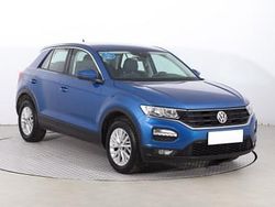 Niebieski Używany 2020 VW T-Roc SUV | 61 499 zł (Dobra cena)