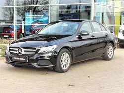 Czarny Używany 2019 Mercedes C200 Sedan/Limuzyna | 89 900 zł (Uczciwa cena)
