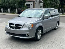 Srebrny (metalik) Używany 2019 Dodge Grand Caravan Minivan | 38 500 zł