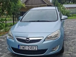 Inny kolor Używany 2010 Opel Astra Hatchback | 22 500 zł (Dość drogi)