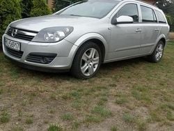 Srebrny Używany 2004 Opel Astra Kombi | 4000 zł