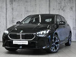 Czarny szafir metalizowany Używany 2025 BMW 118 Shadowline Hatchback | 149 900 zł