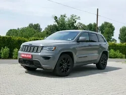 Szary Używany 2020 Jeep Grand Cherokee Laredo SUV | 113 900 zł (Dobra cena)