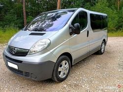 Srebrny Używany 2010 Opel Vivaro Van | 39 900 zł (Dość drogi)