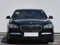 Czarny Używany 2014 BMW 730 Sedan/Limuzyna | 77 999 zł (Uczciwa cena)