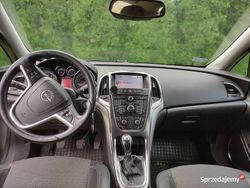 Używany 2010 Opel Astra | 16 000 zł (Drogi)