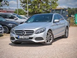 Srebrny Używany 2017 Mercedes 300 Sedan/Limuzyna | 92 900 zł
