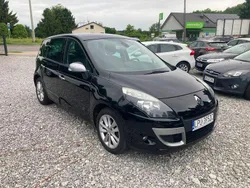 Czarny (metalik) Używany 2011 Renault Scénic III Minivan | 22 900 zł (Uczciwa cena)