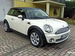 Beżowy Używany 2010 Mini Cooper Hatchback | 15 900 zł (Uczciwa cena)