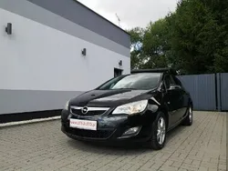 Czarny (metalik) Używany 2012 Opel Astra Hatchback | 29 900 zł (Uczciwa cena)