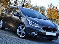Złoty (metalik) Używany 2014 Kia Ceed Kombi | 35 900 zł (Uczciwa cena)