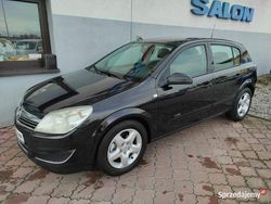 Czarny Używany 2008 Opel Astra Hatchback | 9800 zł (Uczciwa cena)