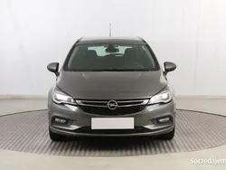 Szary Używany 2017 Opel Astra Kombi | 35 999 zł (Uczciwa cena)