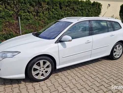 Biały Używany 2009 Renault Laguna III Sedan/Limuzyna | 19 900 zł (Uczciwa cena)