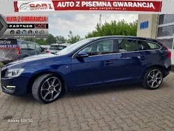 Niebieski Używany 2016 Volvo V60 Ocean Race Kombi | 47 900 zł (Dobra cena)