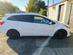 Biały Używany 2017 Kia Ceed Kombi | 27 500 zł