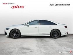 Biały (metalik) Używany 2024 Audi A8 Ambiente Sedan/Limuzyna | 359 000 zł (Dość drogi)