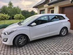 Biały Używany 2013 Hyundai i30 Kombi | 24 500 zł (Dość drogi)