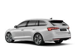 Srebrny brilliant metalizowany Nowe 2025 Skoda Octavia SportLine Kombi | 169 650 zł (Uczciwa cena)