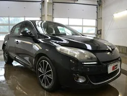 Czarny Używany 2012 Renault Mégane III Bose Edition Hatchback | 9800 zł