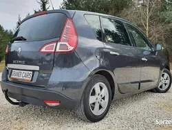 Szary (metalik) Używany 2010 Renault Scénic III Minivan | 15 900 zł (Uczciwa cena)