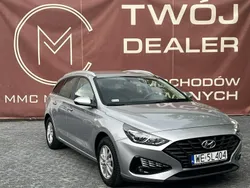 Srebrny (metalik) Używany 2022 Hyundai i30 Kombi | 59 990 zł (Uczciwa cena)