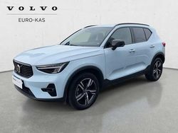 Niebieski Używany 2024 Volvo XC40 SUV | 159 900 zł (Uczciwa cena)