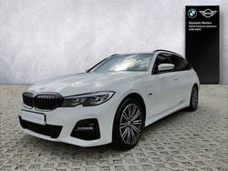 Biel alpejska Używany 2022 BMW 320e Shadowline Kombi | 135 900 zł